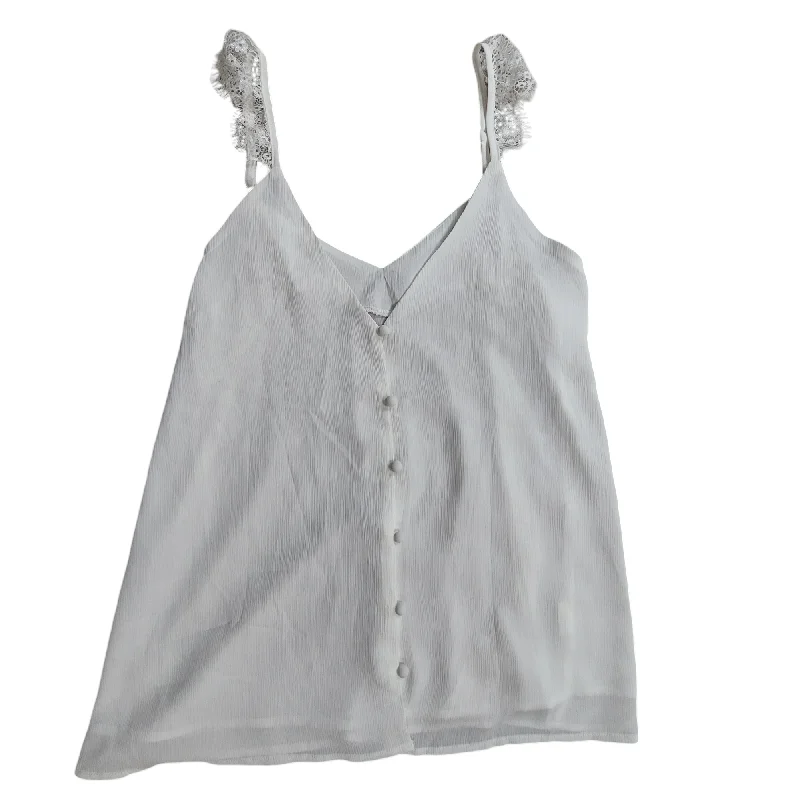 White Top Sleeveless Clothes Mentor, Size S