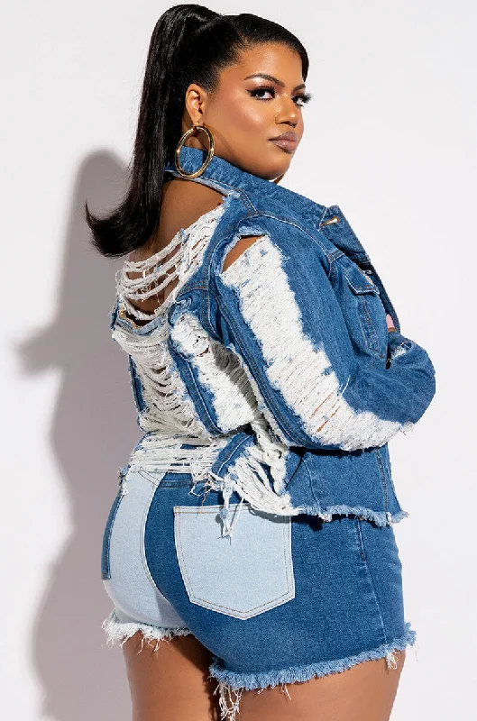 ULTRA DISTRESSED CROP DENIM JACKET